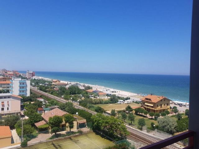 Condominio Cesano Mare Marotta Εξωτερικό φωτογραφία